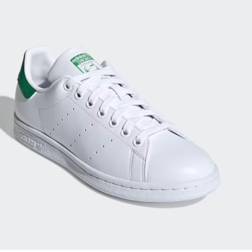 Adidas Stan Smith Classic Sneakers   - Size 6